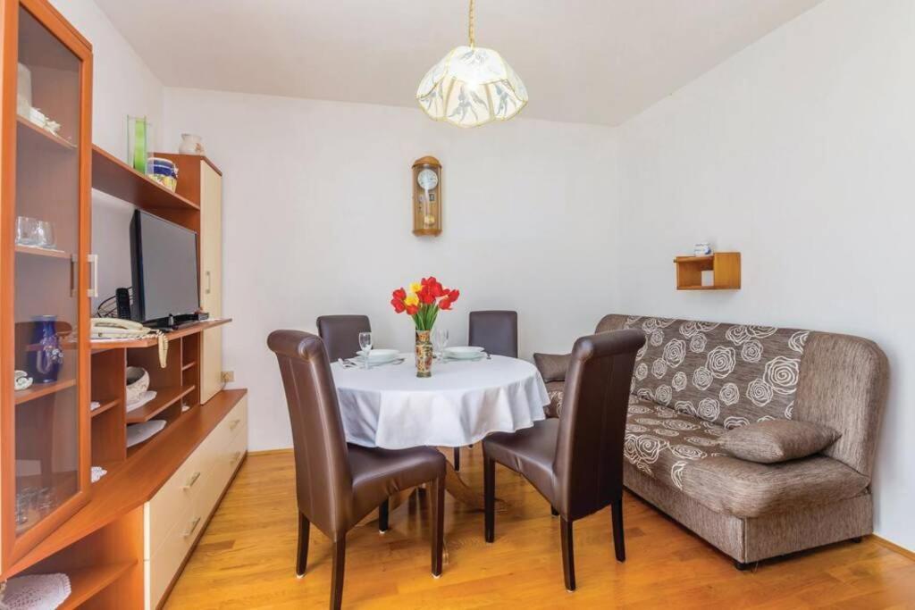 דירות Zgaljic Apartman Anica מראה חיצוני תמונה