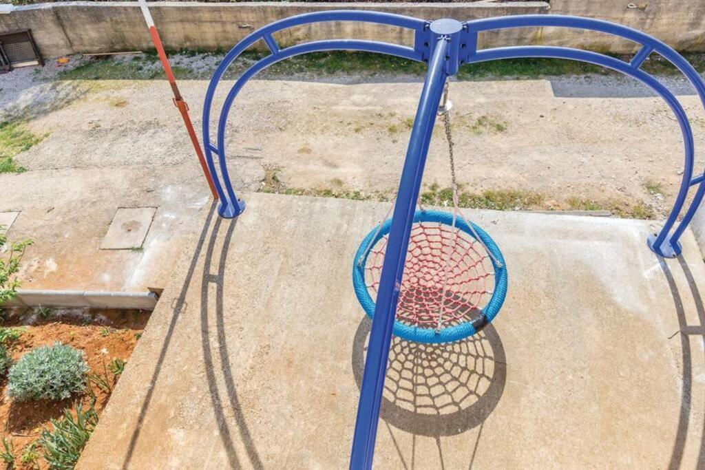 דירות Zgaljic Apartman Anica מראה חיצוני תמונה