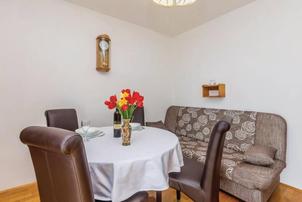 דירות Zgaljic Apartman Anica מראה חיצוני תמונה